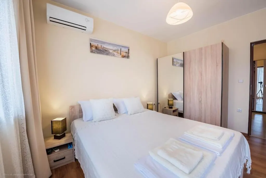 Serenity Apartment ヴァルナ 0*,