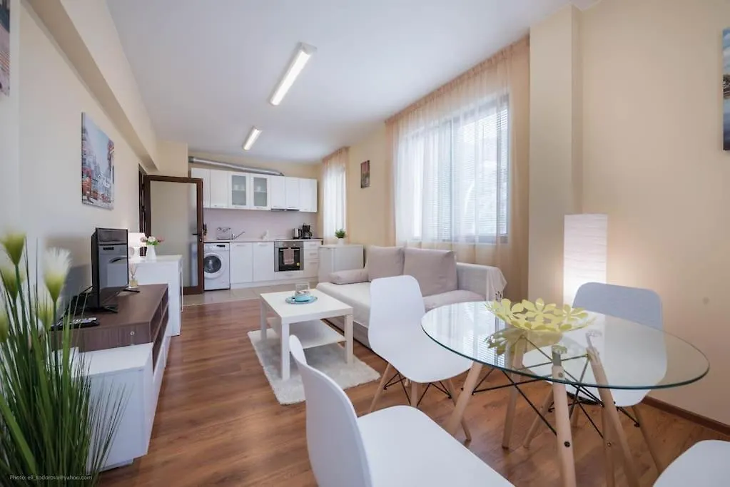 Serenity Apartment ヴァルナ